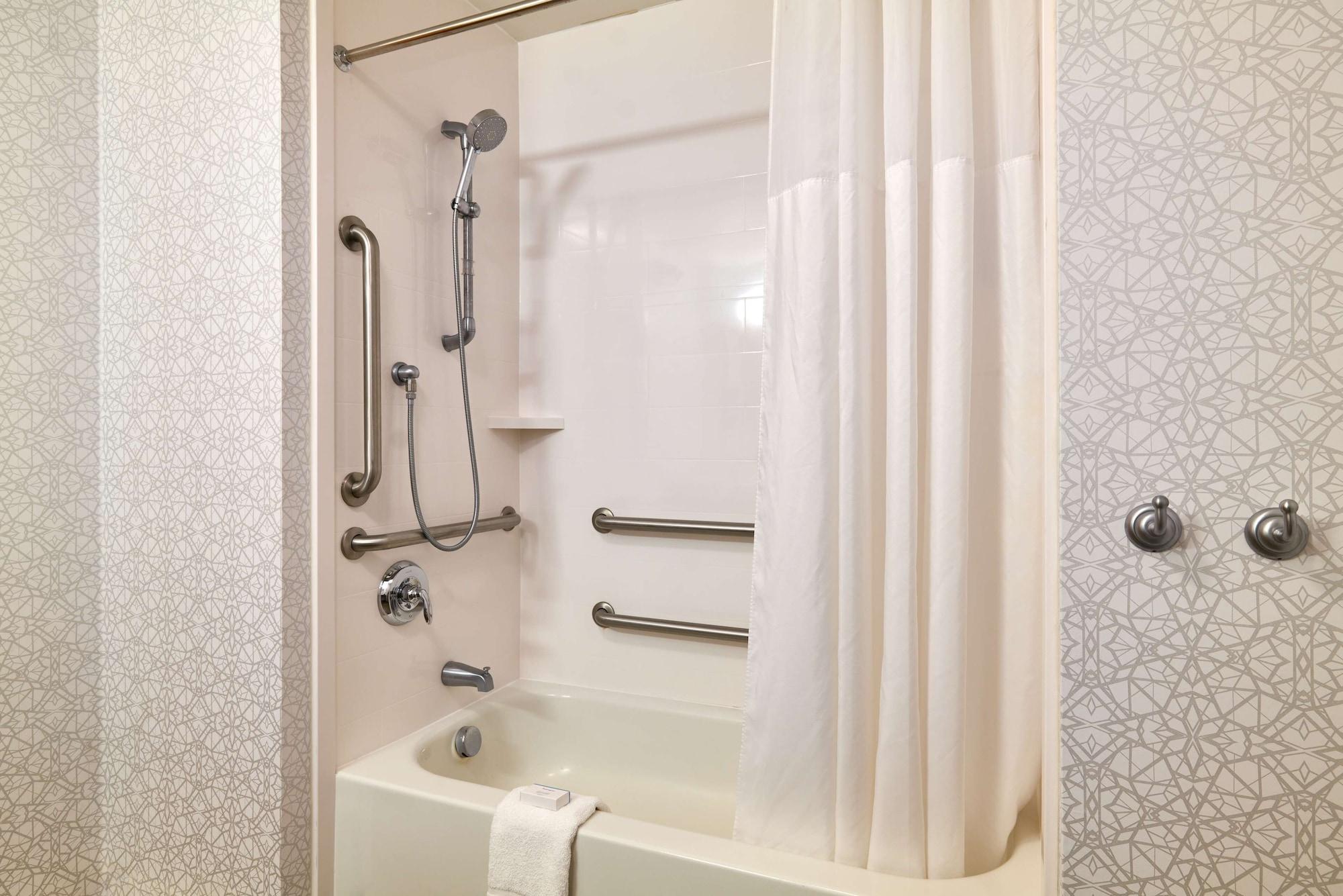 Hilton Garden Inn Bloomington Eksteriør billede