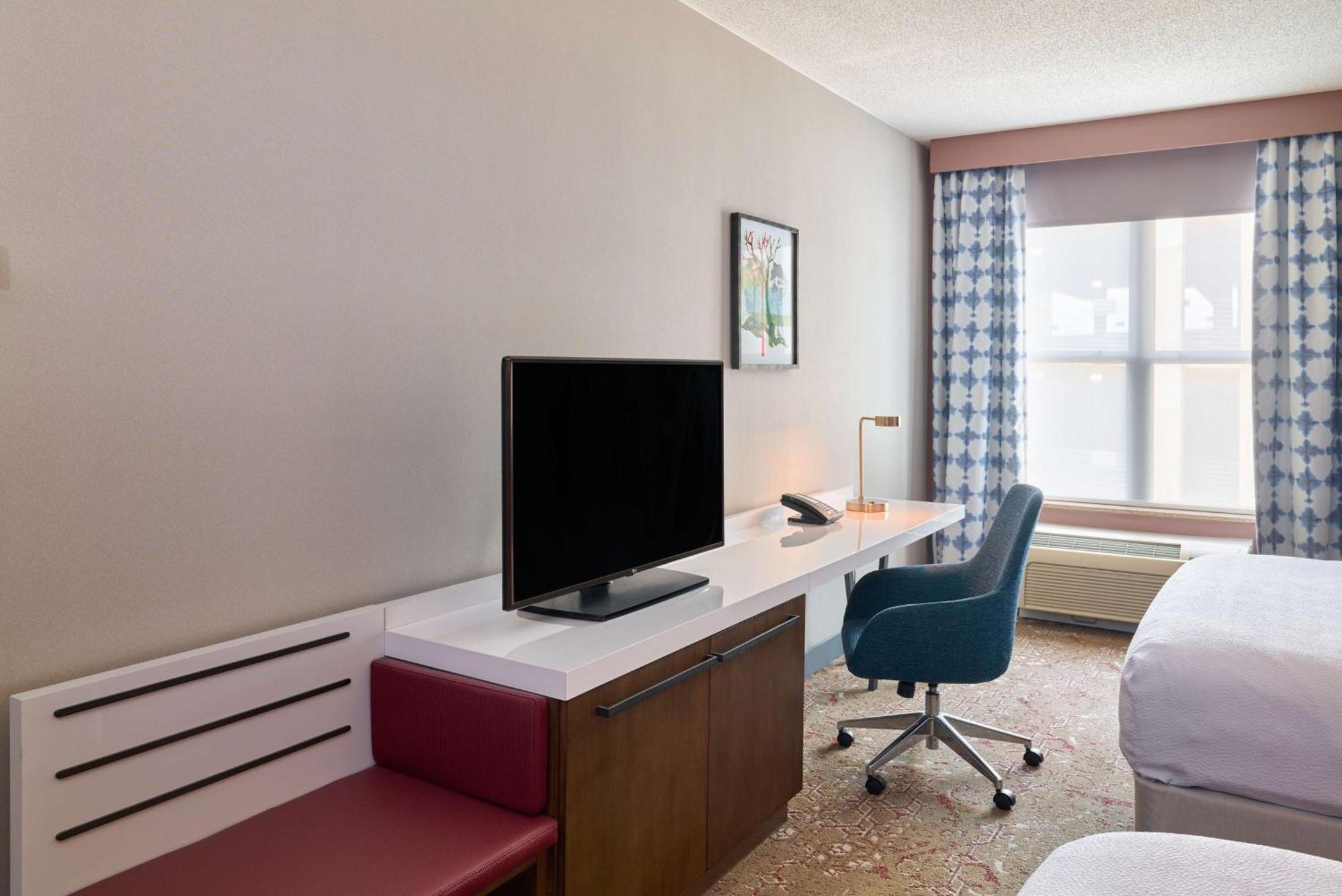 Hilton Garden Inn Bloomington Eksteriør billede