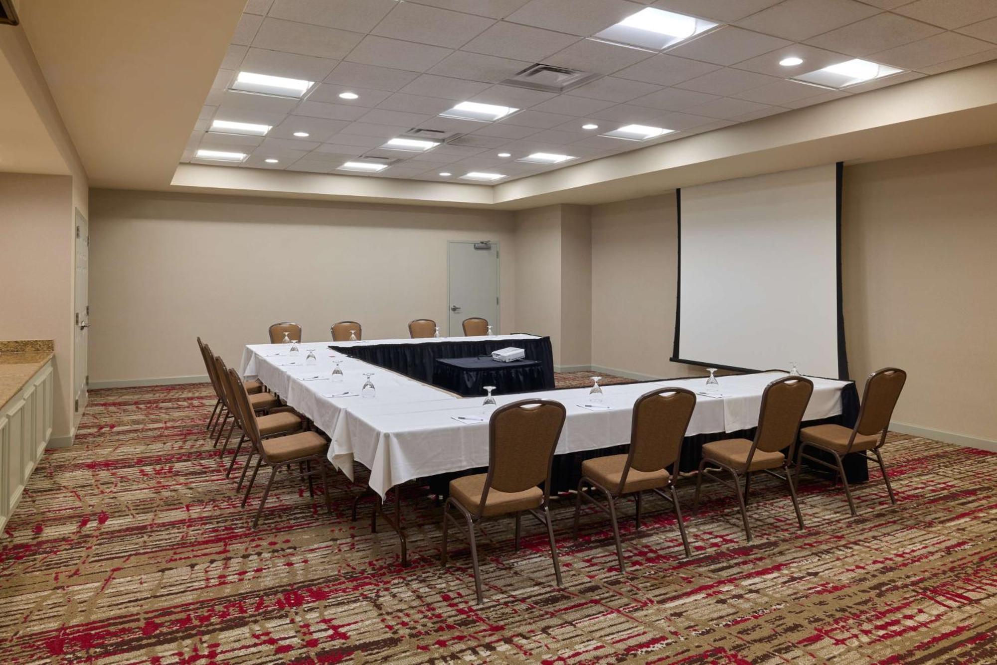 Hilton Garden Inn Bloomington Eksteriør billede