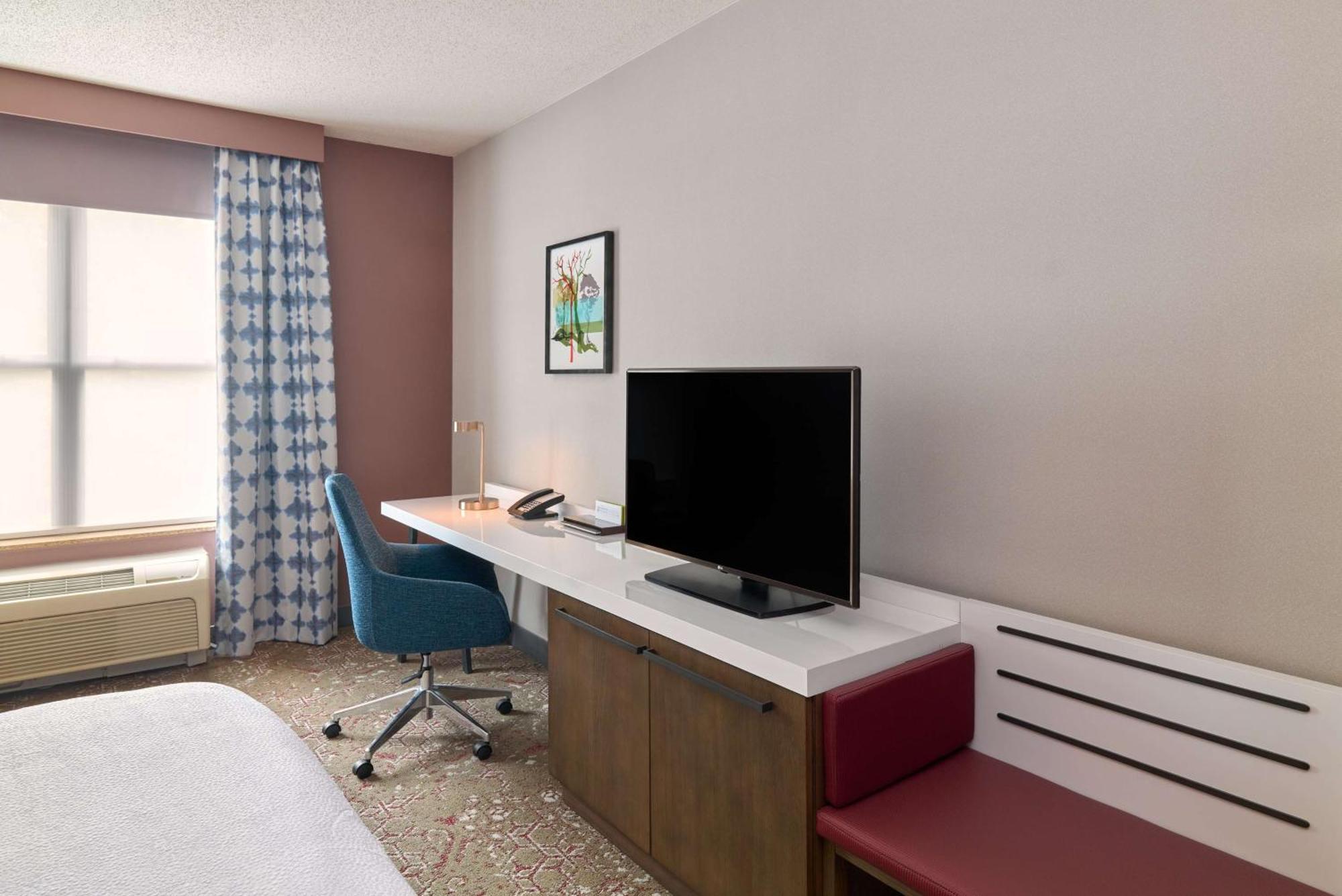 Hilton Garden Inn Bloomington Eksteriør billede