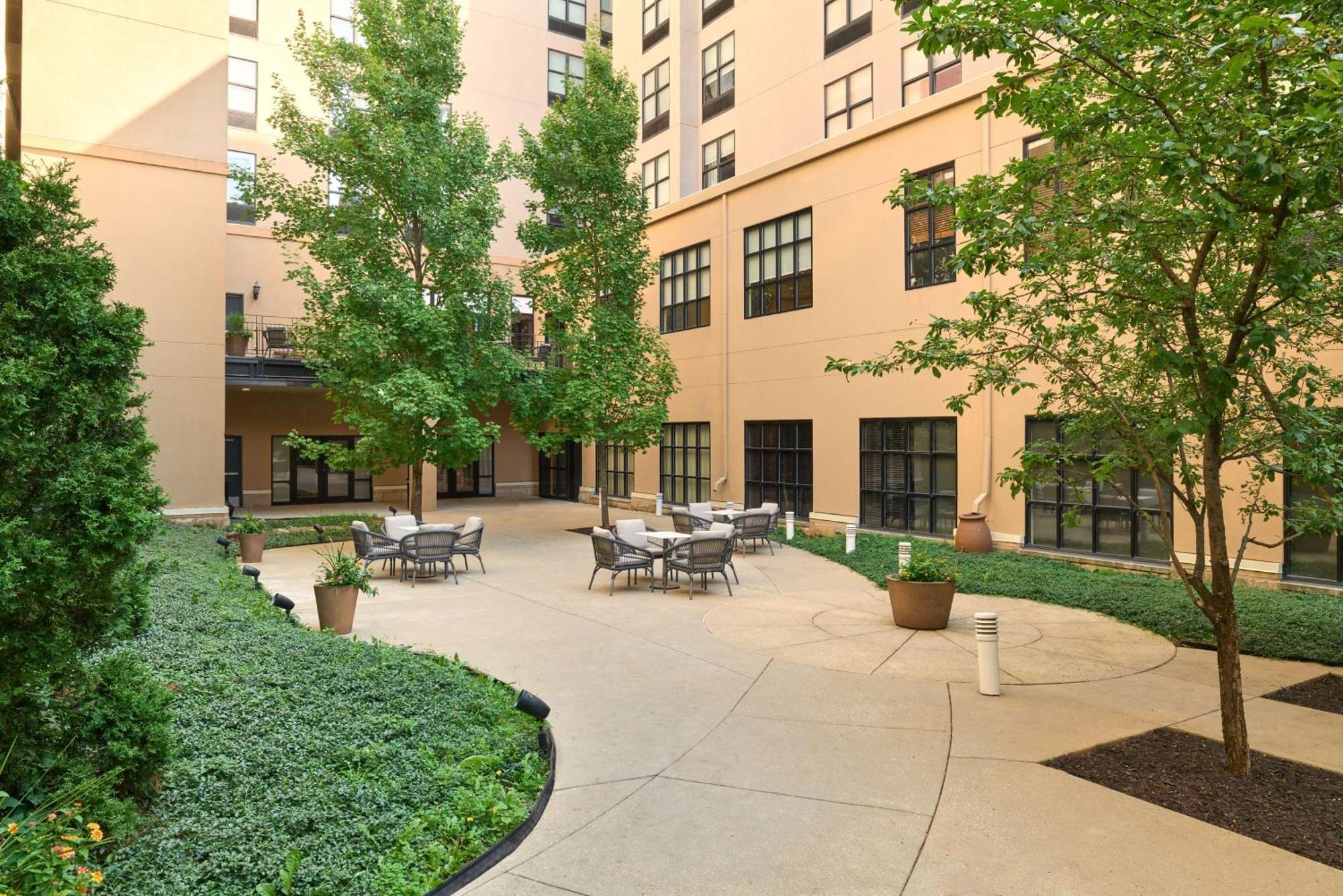 Hilton Garden Inn Bloomington Eksteriør billede